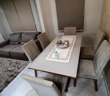 Barreiros Apartamento | Apartamento em Frente ao Shopping Itaguaçu
