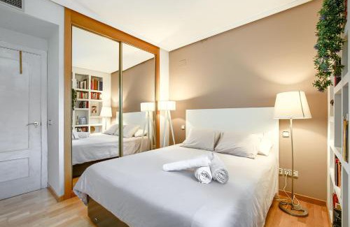 Vallehermoso Apartamento | Apartamento en Chamberí con piscina - Lovely apartment in the City Center with swimming pool