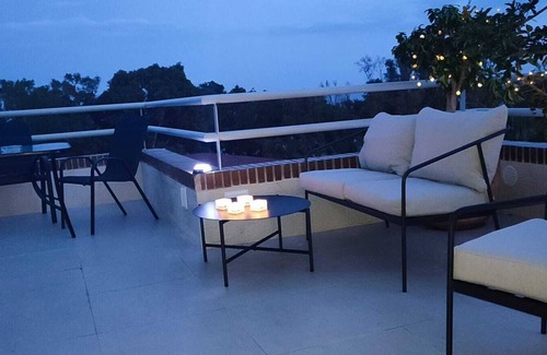 Pedregalejo Apartamento | Apartamento en la playa de Málaga junto a los Baños del Carmen