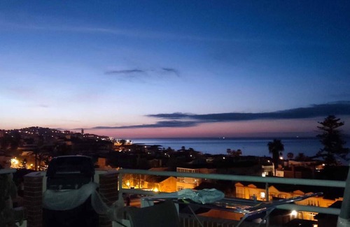 Pedregalejo Apartamento | Apartamento en la playa de Málaga junto a los Baños del Carmen