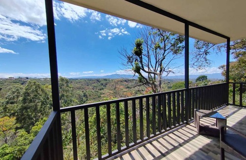 Poas Volcano National Park Apartamento | Apartamento en las montañas del volcán Poas, con magnífica vista