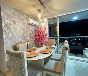 Boston Apartamento | Apartamento exclusivo en el norte Barranquilla amoblado ,3 parqueadero privados ,3 habitaciones privadas con aire acondicionado recepción 24 horas piscinas gym vista al río