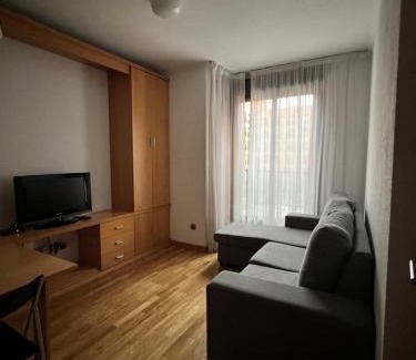 Rejas Apartamento | Apartamento turístico plenilunio suite, airport, wanda, ifema