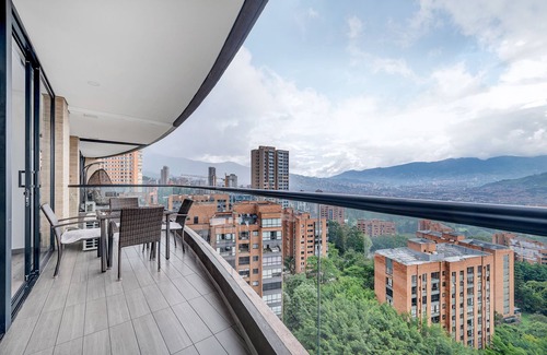 El Poblado Apartamento | Apartamentos Class Suites by HOUSY HOST