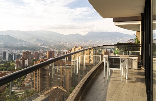 El Poblado Apartamento | Apartamentos Class Suites by HOUSY HOST