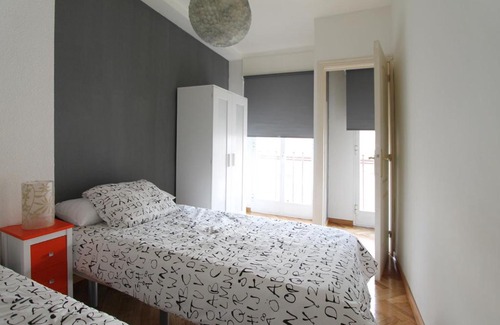 Cuatro Caminos Apartamento | Apartamentos Goyescas Deco