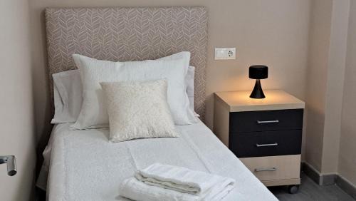 Ciudad Jardin Apartamento | Apartamentos María Cristina 2 Parking privado gratis