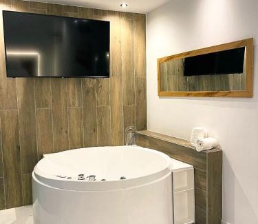 San Francisco-Ribera Apartamento | Apartamentos Turísticos Córdoba Boutique Con jacuzzi