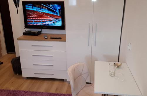 Kielce Apartamento | apartamenty centrum Panoramiczna mała dwójka SWAN ŁABĘDŹ PROMENADA Klimatyzacja lodowa