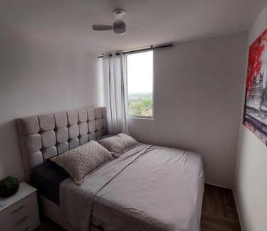 Floridablanca Apartamento | Apartasuite Privado Espectacular Vista Panorámica cerca al HIC FOSCAL 3 Habitaciones