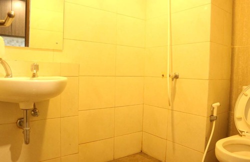 Bekasi Timur Apartamento | Apartemen Grand Dhika City by Cheapinn