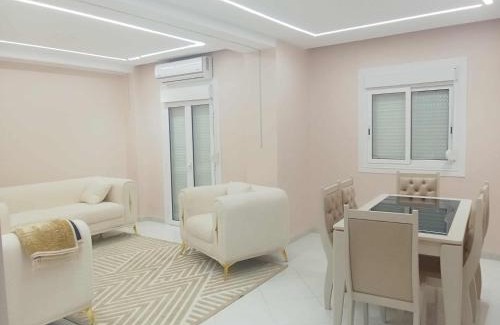 Ain Temouchent Province Apartamento | Apartement confortable