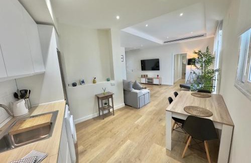 Santa Catalina Apartamento | ApartHome SanRomán