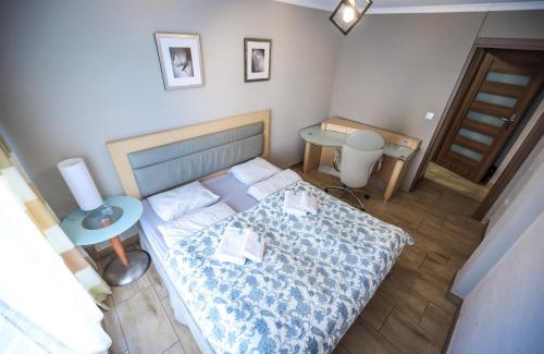 Wadowice Hostal | Aparthotel WADOWICE & Hostel GENERY