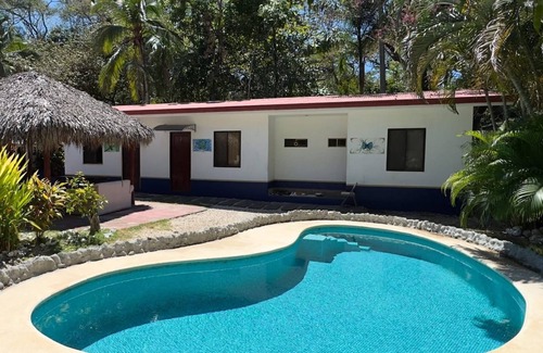 Playa Flamingo Apartamento | Apartment Mariposa Hostel Pura Vida
