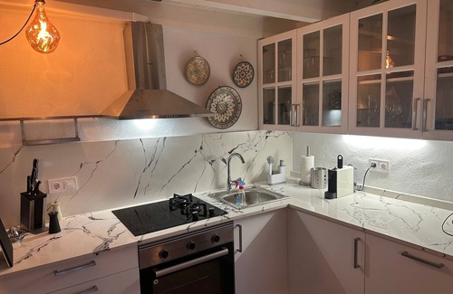 Castellar de la Frontera Apartamento | Apartment de los Amorosos in Eine Burg Castellar de de la Frontera!