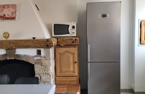 Saint-Cezaire-sur-Siagne Casa | Apartment in quiet house