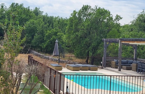 Saint-Cezaire-sur-Siagne Casa | Apartment in quiet house