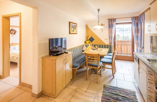 Valle Aurina Apartamento | Apartamento "Voppichlhof Enzian" con vistas a la montaña, jardín compartido y Wi-Fi