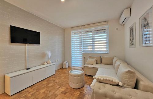 Sombor Apartamento | Apartman Elle