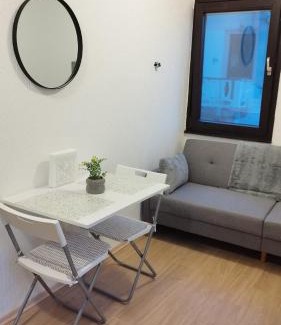 Porat Apartamento | Apartman Giulitta