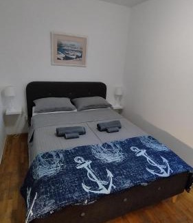 Porat Apartamento | Apartman Giulitta