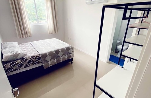 Tabuleiro dos Oliveiras Apartamento | Apartment for 6 people 500m from Itapema's central beach