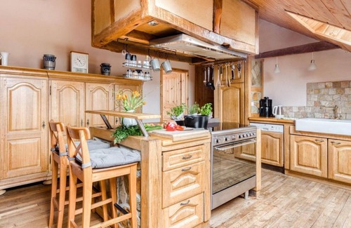 Bergenhausen Otro | Apartment Kornspeicher (7-bed apartment) - Lindenhof apartments