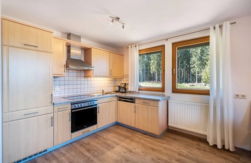 Schonach im Schwarzwald Apartamento | Apartamento 'Kleeblatt' con jardín privado, balcón y Wi-Fi