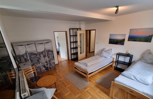 Zell im Fichtelgebirge Apartamento | Apartment Monteurwohnung