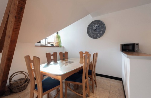 Campan Apartamento | Apartamento 'Gîte St Marie De Campan' con vistas a la montaña y jardín compartido