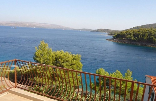 Stomorska Apartamento | Apartment Pava (108271-A1) - Stomorska - island Solta