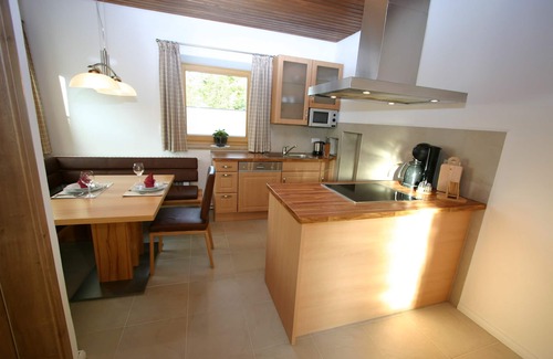 Ruhpolding Apartamento | Apartamento -1- (73 m 2) Terraza, cocina extra, 1 dormitorio y 1 sala de estar, máx. 2 personas