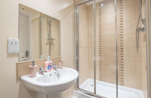 Worksop Apartamento | Apartment 10