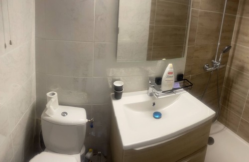 Saulx-les-Chartreux Apartamento | Apartment 2 rooms ( Living room, bedroom, kitchen, shower Wc) 3km Massy TGV, RER-B