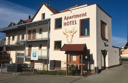 Moessingen Apartamento | Apartment '3' with Shared Terrace and Wi-Fi