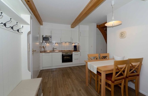 Alkersum Apartamento | Apartamento # 4 -. Marschweg 10/4 - Exclusivo de maíz. Apartamento bajo techo de paja