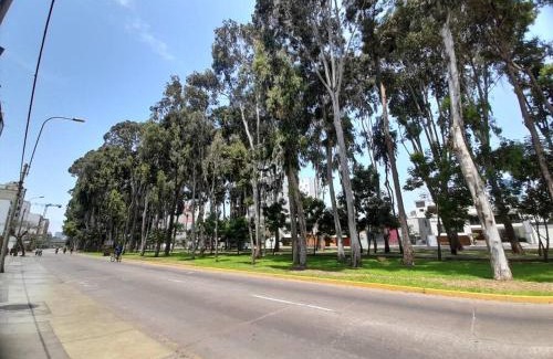 Esquivel Apartamento | Apartment 4 Rent - Av. San Borja Norte Cdra 7