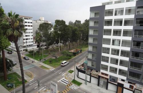 Esquivel Apartamento | Apartment 4 Rent - Av. San Borja Norte Cdra 7