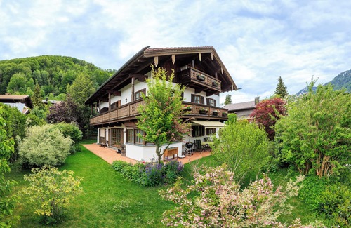 Sankt Valentin Apartamento | Apartment 54sqm, balcony, kitchen, 1 bedroom, living room, max. 2 persons