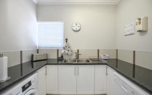 Yzerfontein Apartamento | Apartment 6