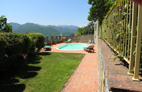 Lugliano Apartamento | City / Village Apartment en Bagni Di Lucca con 1 habitaciones, capacidad 2