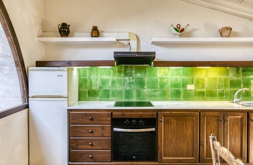 Castello d'Empuries Apartamento | Apartamento 'Apartaments Can Gibert-Cap De Creus' con jardín compartido, Wi-Fi y aire acondicionado.