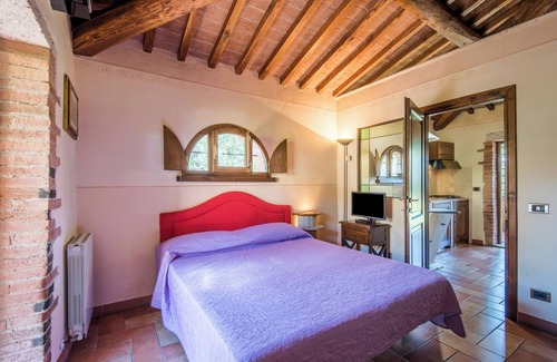 Serre di Rapolano Otro | Apartamento 'Agriturismo Ischieto - Il Cipresso' con piscina comunitaria, Wi-Fi y aire acondicionado