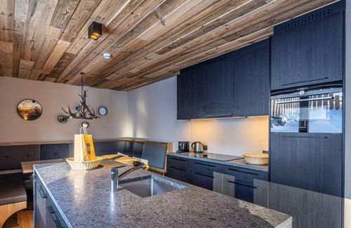 Warth Apartamento | Apartment Alpine 2+2 - AlpenParks Hotel & Apartment Arlberg