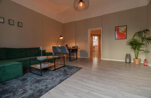 Vorderer Westen Apartamento | Apartment am Tannenwäldchen im Vorderer Westen Kassel by CASTORA HOMES