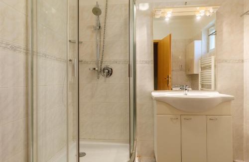 Balatonoszod Apartamento | Apartment Amelia by Interhome