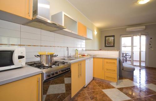 Rovinjsko Selo Casa | Apartment and Room Marlen