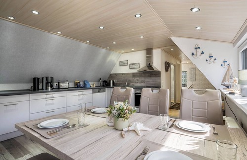 Ratekau Apartamento | Apartamento 'Ankerplatz Maria' con terraza compartida, jardín compartido y Wi-Fi