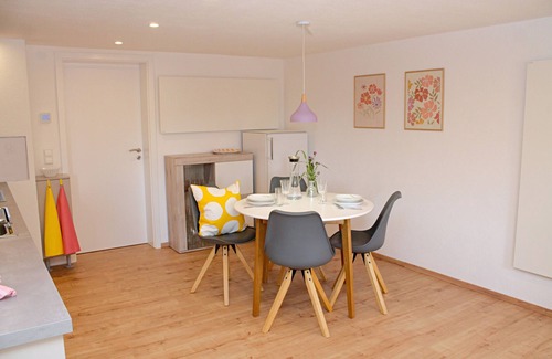 Gemarkung Tieringen Apartamento | Apartment 'Apfelwiese' with Private Terrace, Private Garden and Wi-Fi